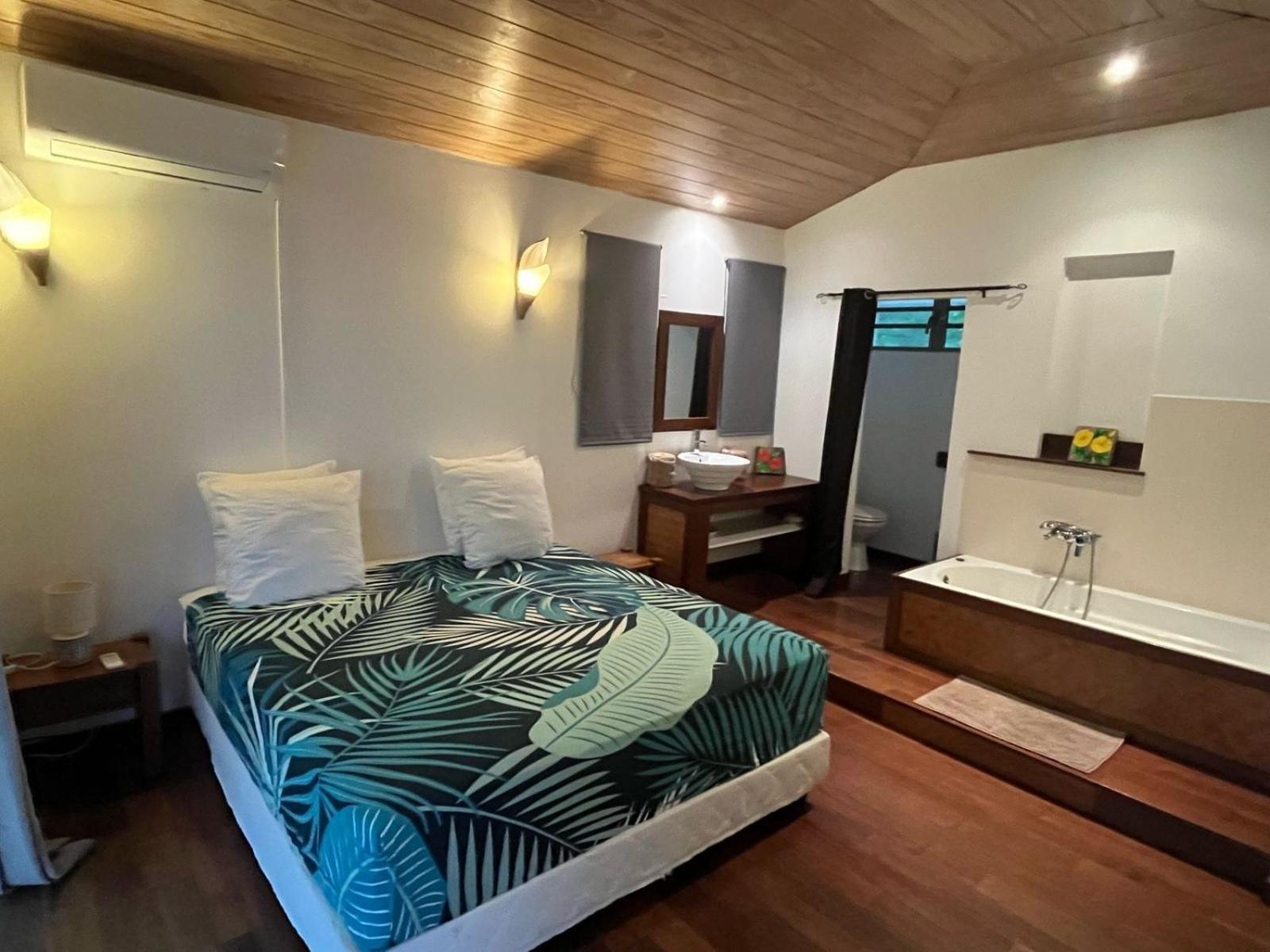 Moorea Temae Villa Walking Dist Beach And Golf Bagian luar foto